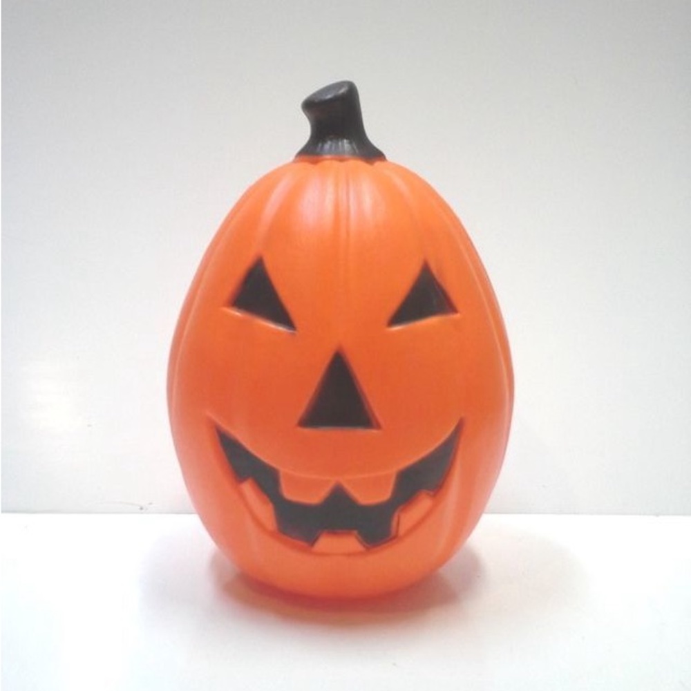 Vintage 1992 Orange Jack-O'-Lantern Halloween Lighted Blow Mold Decoration 24”H